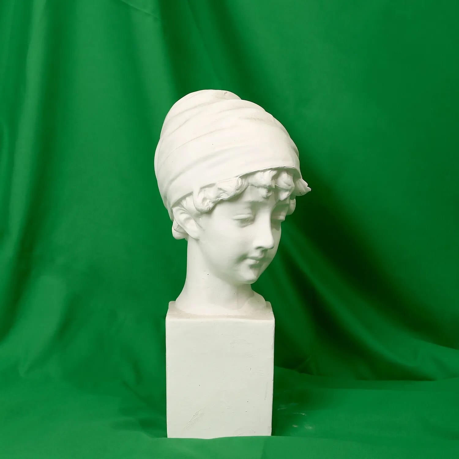 1Pc Hridz Muslin Backdrops for Photography - White, Black, Green, Red, Blue, or Grey